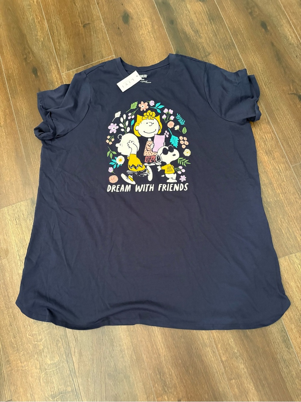 Lane Bryant Peanuts pajama top tee. 'Dream With Friends' Navy  Graphic Tee. Top